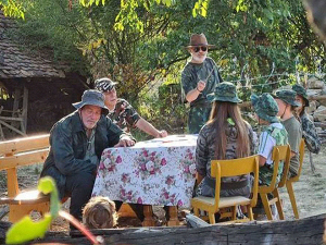 Камионџије д.о.о. 2, 12-12