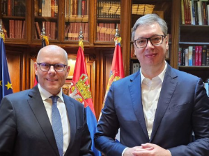 Вучић са Бајером о европским интеграцијама Србије и региона