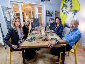 На вечери код Неде Украден