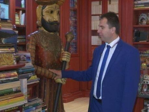 Лични космос: Музеј књиге и путовања - Виктор Лазић