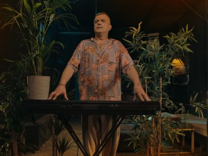 У клинчу, 21-30