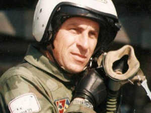 Лет у смрт, 25 година од херојске борбе пилота Миленка Павловића