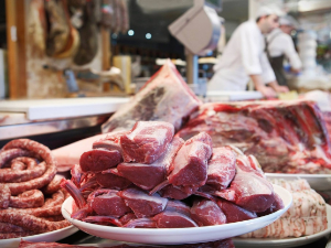 Појачана инспекцијска контрола меса, млека, јаја и рибе 