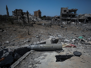 Хезболах поново испалио бараж ракета ка Израелу; Рација просторија Ал Џазире у Јерусалиму