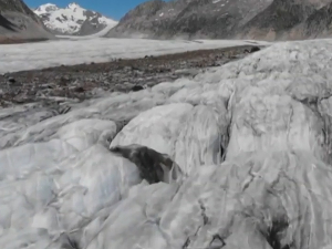 Топљење глечера као инспирација за изложбу, али и позив за освешћивање о климатским променама