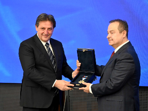 Примопредаја дужности у Влади Србије