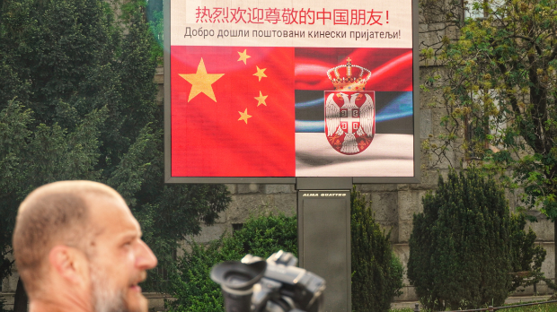 Кинески председник Си Ђинпинг стиже у Београд