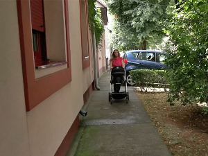 Лекари саветују како са најмлађима на високим температурамаа