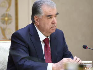 Таџикистан забранио „страну“ одећу