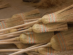 Метле из Селенче чисте свуда по свету