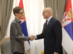 Премијер честитао Андреју Дробњаковићу на освојених пет златних медаља