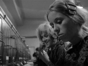 Љубавни случај или трагедија службенице ПТТ