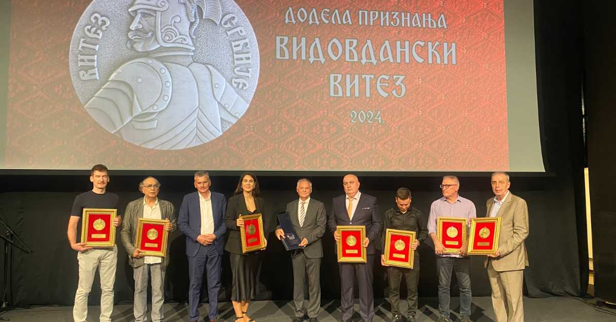 На Видовданским свечаностима – признање Радио-Београду као Витезу српске културе На Видовданским свечаностима – признање Радио-Београду као Витезу српске културе