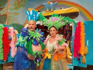 Плава птица: Чека нас свет и зато – лет, лет!