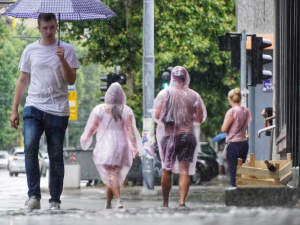 На југу Србије сутра пљускови и грмљавина, град и јак ветар