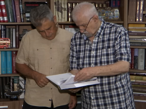 Књига о стиховима песника који су стварали на Косову и Метохији