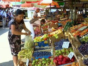Колико су лако кварљиве намирнице, попут јаја и млечних производа, безбедне на пијацама?