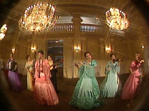 Лети, лети песмо моја мила - ревијална