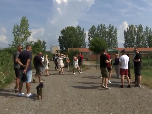 Због чега протестују активисти удружења за заштиту животиња у Руми