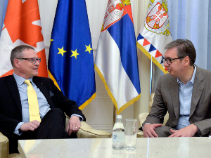 Амбасадори Канаде и Швајцарске у опроштајним посетама председнику Вучићу