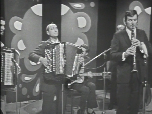 Песмом да ти кажем: Јовица Петковић