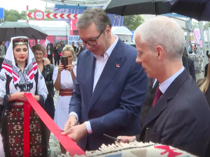 Отворена "Српска кућа" у Паризу, Вучић: Место српских корена и будућности