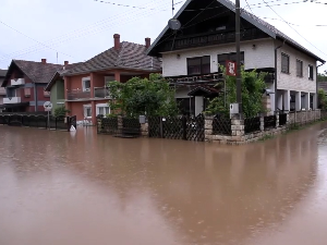 Коме се обратити за накнаду штете после невремена