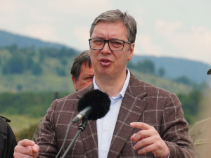 Вучић: Нема одлуке о забрани извоза уља у Црну Гору