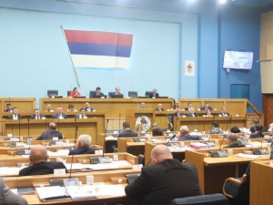 Народна скупштина Републике Српске усвојила закон којим уводи химну Боже правде и немањићки грб