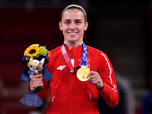 ТВ минијатуре: Јована на крову света