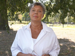 Преци и потомци: Фигура од порцелана