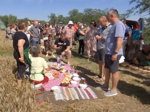 Жетелачке свечаности у Мужљи, како се некада скупљала летина