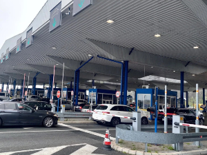 Очекује се појачан саобраћај широм Србије – гужве ка Београду и на граничним прелазима, радови додатно успоравају вожњу