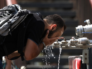 Србија на 40 степени, несташица воде и ванредна ситуација у четири општине