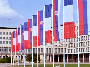 Макрон стиже у Србију