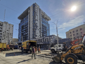 Зеленски: Уколико победи Русија, биће последица по САД; Москва: Погинуо ватрогасац у експлозији дрона