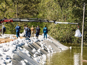 Водостај Дунава у Будимпешти пао, али опасност није прошла