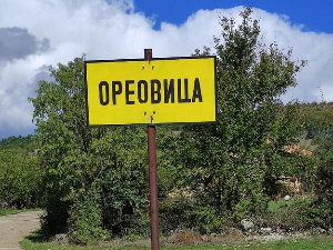 Живот у самоћи са незваним шакалима 