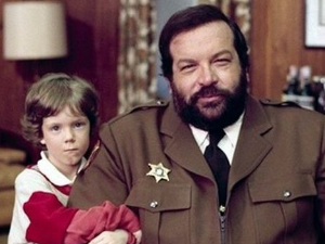 Шериф и клинац из свемира