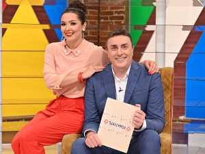 Шареница: Португизер из подрума, Крокову из позоришта