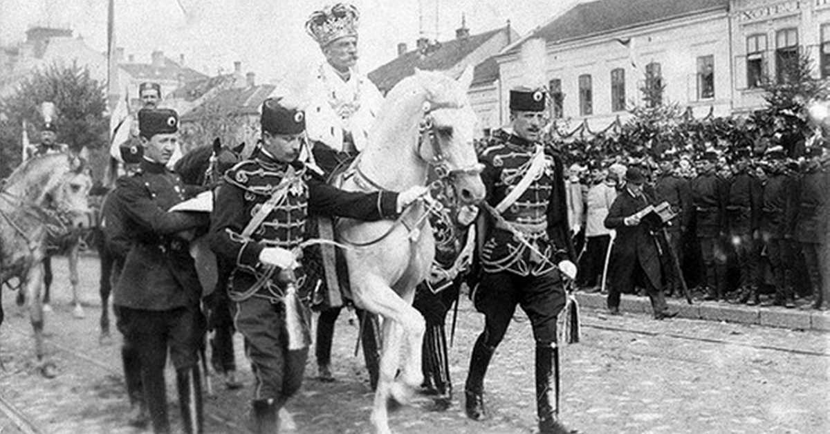 Временска капсула: Крунисање Краља Петра Првог Временска капсула: Крунисање Краља Петра Првог
