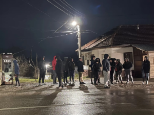 Грађани се окупили у центру Гораждевца, Златичанин на слободи