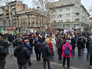 Блокаде и петнаестоминутна тишина широм Србије - у Богатићу протест против копања литијума и подршка студентима