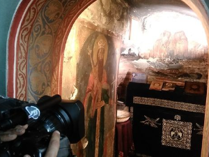 Старо српско писано наслеђе: У светости и светлости