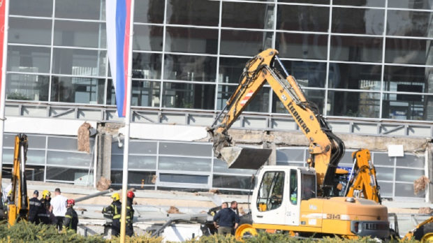 Уочи годишњице трагедије у Новом Саду Уочи годишњице трагедије у Новом Саду