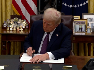 БРИКС се супротставља Трамповим претњама новим царинама и алтернативним валутама
