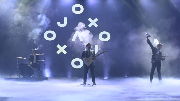 Слушај 'вамо!