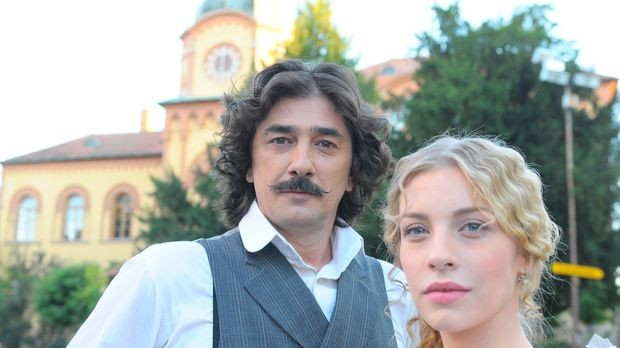 Santa Maria della Salute, 1-11