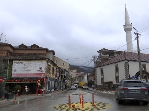 Како живе млади у Новом Пазару и Прешеву, по старосној структури - најмлађем граду и најмлађој општини