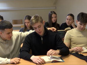 Ваннаставне активности у Ужичкој гимназији током обуставе рада